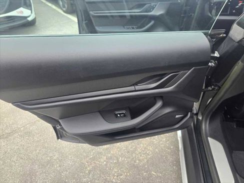 Used 2024 Porsche Taycan 4S image 20