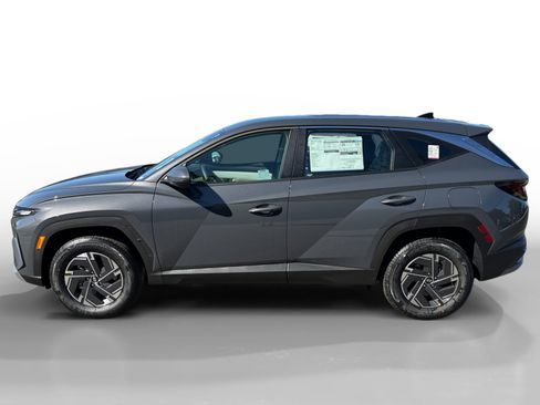 New 2026 Hyundai Tucson Blue SE AWD/4WD image 2
