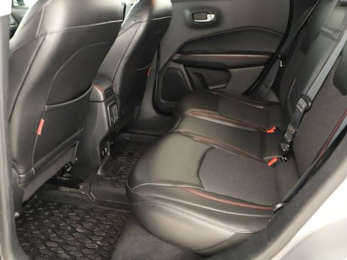Used 2018 Jeep Compass Trailhawk AWD/4WD image 27