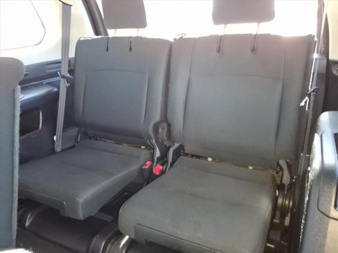 Used 2022 Toyota 4Runner SR5 image 7