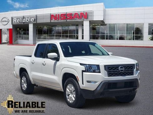 Certified 2024 Nissan Frontier SV w/ SV Convenience Package AWD/4WD image 1