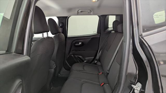 Used 2020 Jeep Renegade Sport AWD/4WD image 17