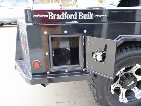 Used 2003 Chevrolet Silverado 2500 LS w/ Skid Plate Package image 29