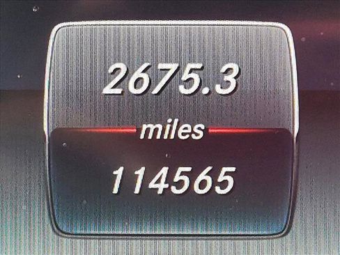 Used 2018 Mercedes-Benz C 300 Sedan image 9