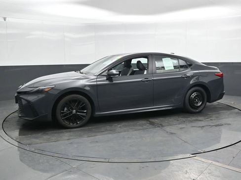 Used 2025 Toyota Camry SE w/ Multimedia Upgrade Package AWD/4WD image 7