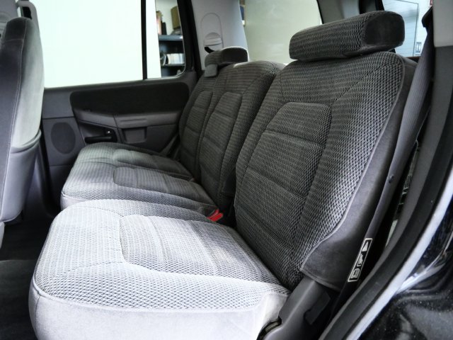 Used 2002 Ford Explorer XLT AWD/4WD image 13