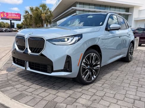 New 2026 BMW X3 xDrive30i w/ Premium Package AWD/4WD image 1