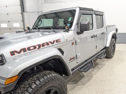 Used 2022 Jeep Gladiator Mojave w/ LED Lighting Group AWD/4WD image 6