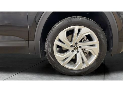 Used 2023 Volkswagen Atlas SE AWD/4WD image 3