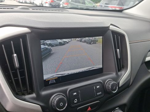 Used 2021 GMC Terrain SLT AWD/4WD image 17