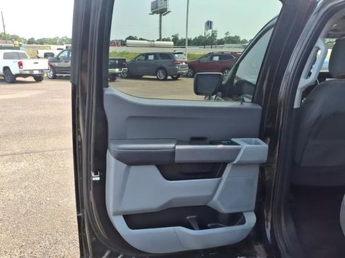 Used 2022 Ford F150 XLT image 30