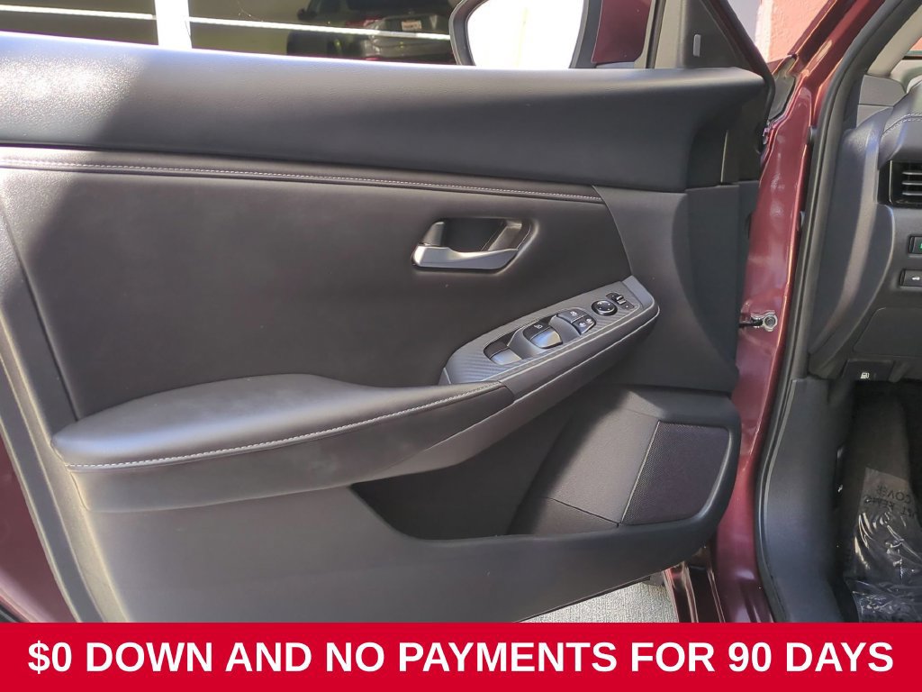 Used 2025 Nissan Sentra SV FWD image 9