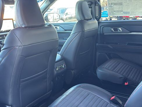 New 2026 Ford Explorer ST-Line image 38