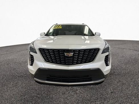 Used 2023 Cadillac XT4 Premium Luxury w/ Cold Weather Package image 6