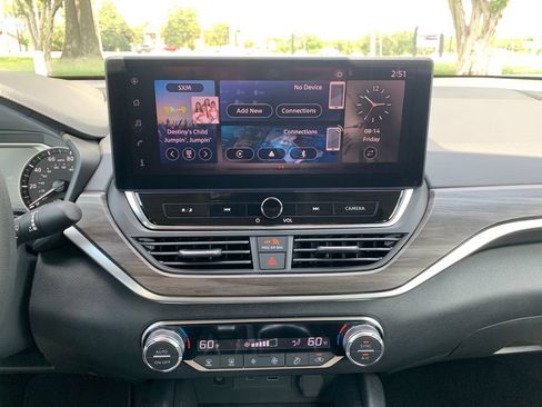 New 2026 Nissan Altima 2.5 SV w/ SV Special Edition Package FWD image 11