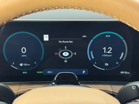 Used 2024 Hyundai Santa Fe Limited image 19