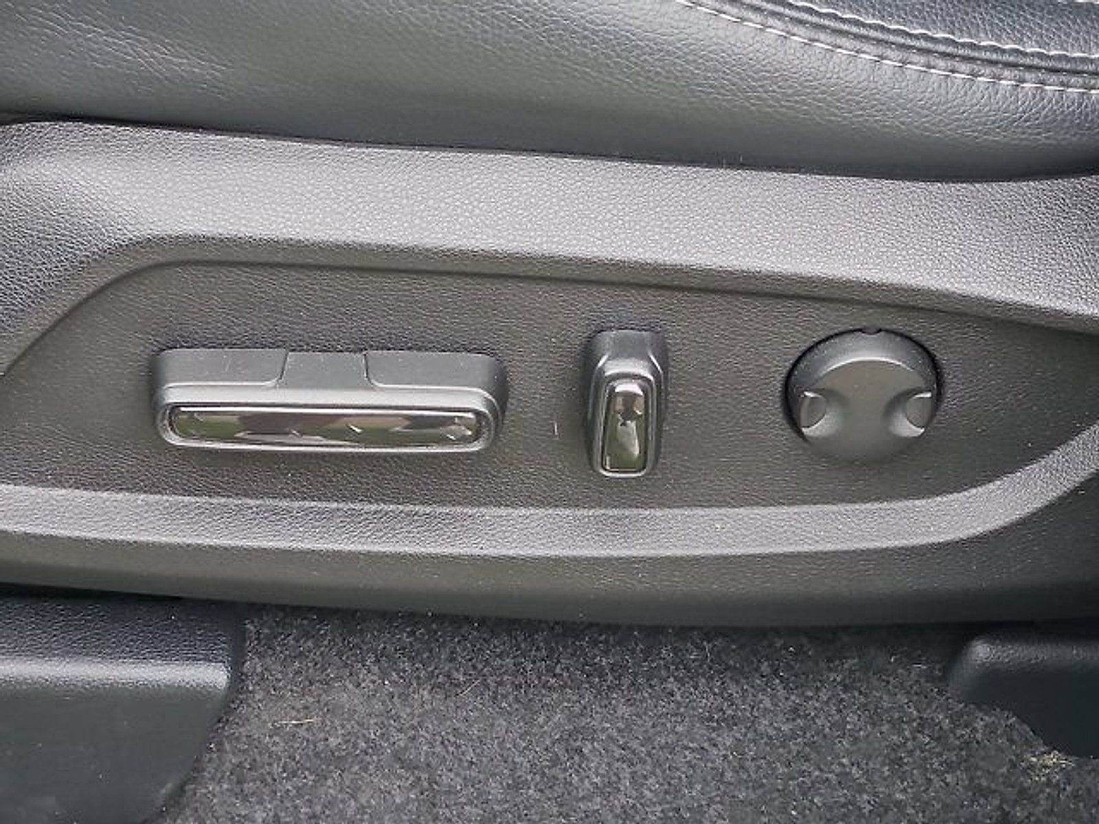Used 2024 Honda Pilot EX-L image 25
