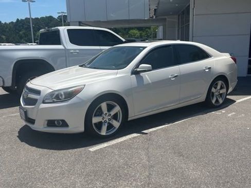 Used 2013 Chevrolet Malibu LTZ FWD image 1