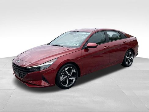 Certified 2023 Hyundai Elantra SEL w/ Convenience Package FWD image 3
