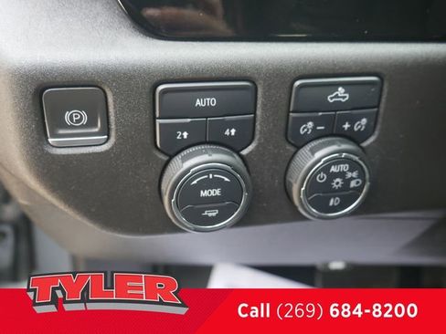 Used 2023 Chevrolet Silverado 1500 RST w/ Rally Edition image 26