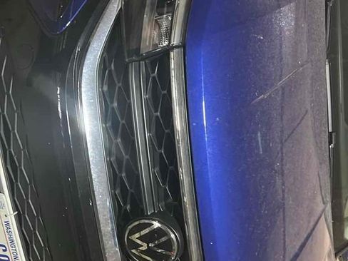 Certified 2023 Volkswagen Taos SE FWD image 17