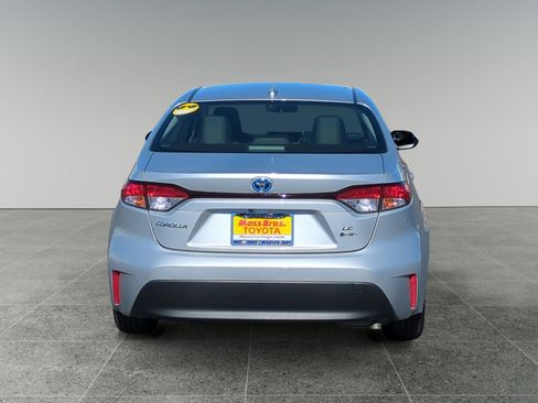 Used 2025 Toyota Corolla LE w/ Carpet Mat Package (TMS) image 4