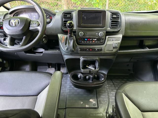 Used 2025 RAM ProMaster 2500 w/ Convenience Group FWD image 11