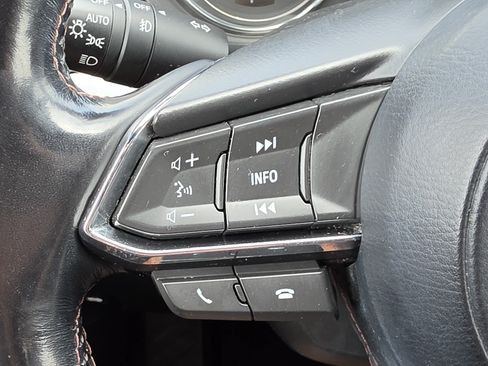 Used 2018 MAZDA CX-9 Signature AWD/4WD image 16