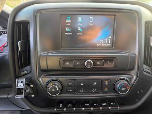 Used 2019 Chevrolet Silverado 2500 W/T w/ Snow Plow Prep Package image 24