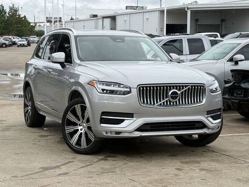 Used 2023 Volvo XC90 B6 Ultimate AWD/4WD image 2