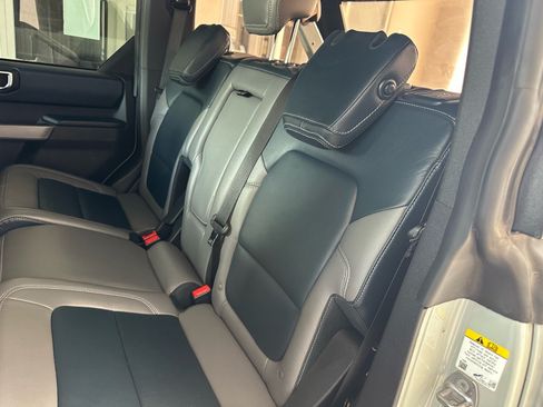 Certified 2022 Ford Bronco Outer Banks w/ Sasquatch Package AWD/4WD image 23