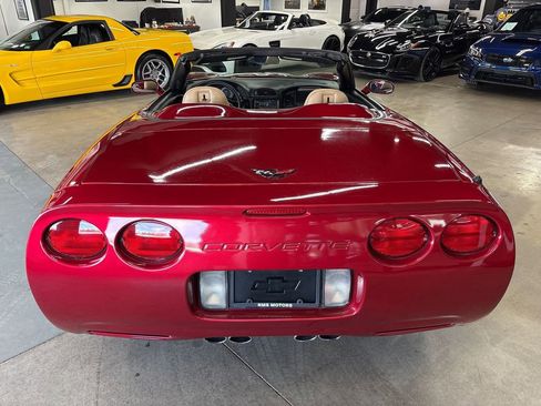 Used 2004 Chevrolet Corvette Convertible w/ Preferred Equipment Group image 14