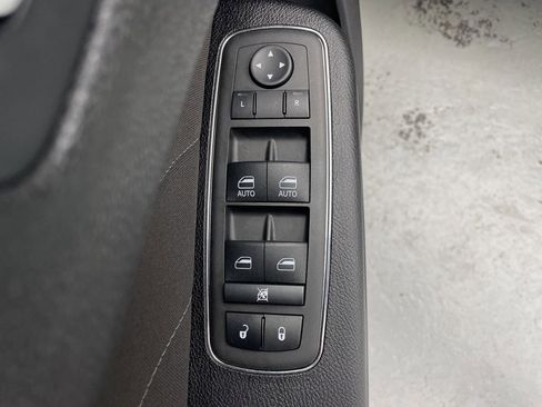 Used 2023 Dodge Charger SXT w/ Blacktop Package image 21