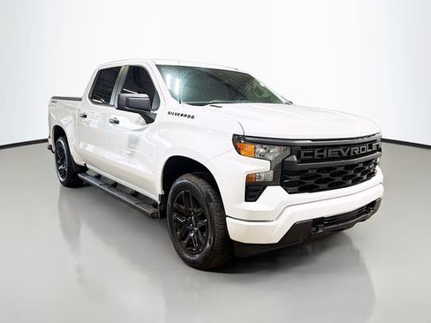 Used 2024 Chevrolet Silverado 1500 Custom AWD/4WD image 3