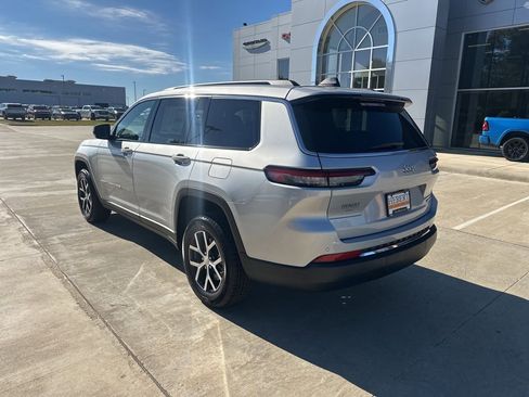 New 2025 Jeep Grand Cherokee L Limited image 5