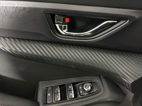 Used 2023 Subaru Ascent Premium w/ Convenience Package image 17