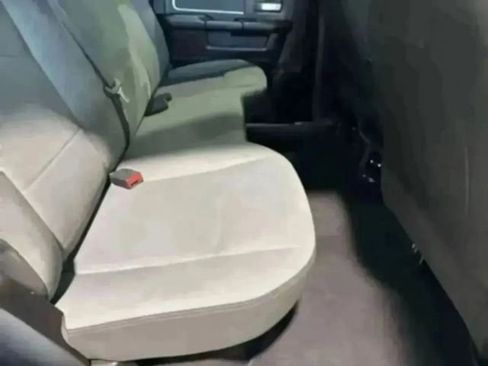 Used 2020 RAM 2500 Big Horn image 27