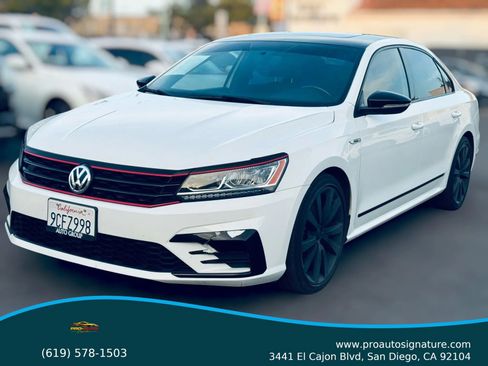 Used 2018 Volkswagen Passat GT FWD image 1