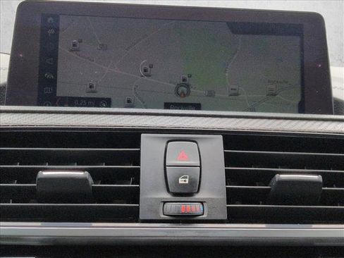 Used 2018 BMW M2 image 13