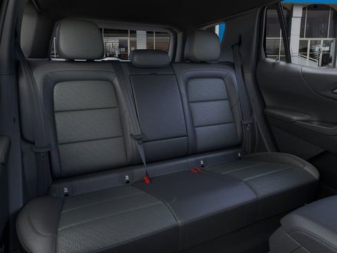 New 2026 Chevrolet Equinox LT image 17