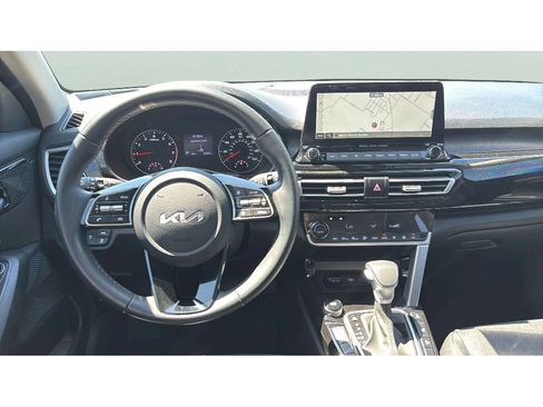 Used 2023 Kia Seltos EX AWD/4WD image 14