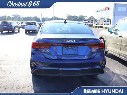 Used 2023 Kia Forte LXS w/ LXS Technology Package FWD image 18