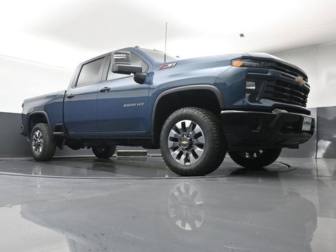 New 2026 Chevrolet Silverado 2500 Custom w/ Custom Value Package AWD/4WD image 21