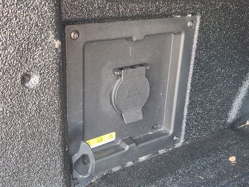 Used 2022 Ford F150 Platinum w/ Equipment Group 701A High image 45