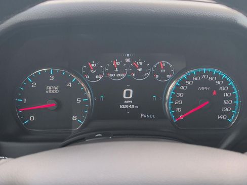 Used 2017 Chevrolet Tahoe Premier RWD image 16