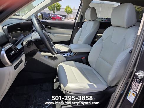 Used 2024 Kia Telluride S w/ S Sunroof Package AWD/4WD image 9