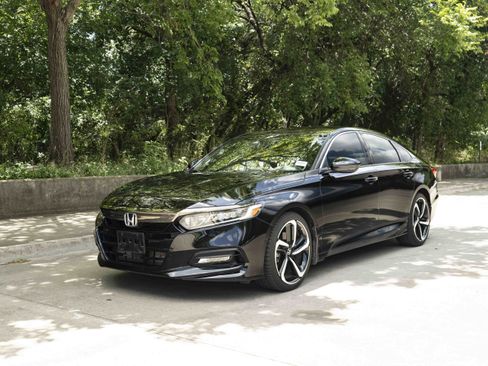 Used 2020 Honda Accord Sport image 5
