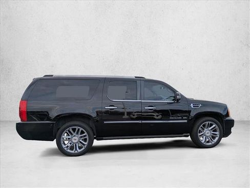 Used 2014 Cadillac Escalade ESV Platinum image 4