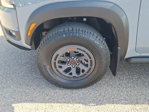 New 2026 Nissan Frontier PRO-4X w/ Pro-4x Convenience Package AWD/4WD image 26