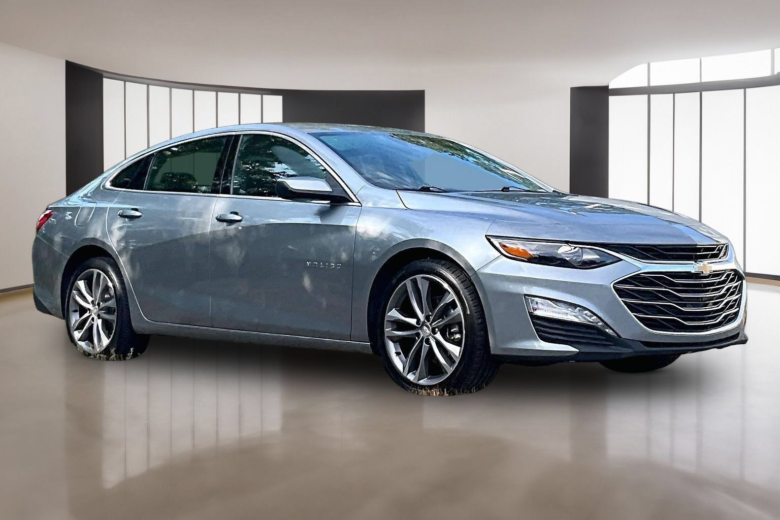 Used 2025 Chevrolet Malibu LT FWD image 1